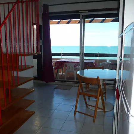 3 Pieces En Bord De Au Barcares Avec Terrasse, Acces Et Parking Securise - Fr-1-782-18 Apartment Le Barcares